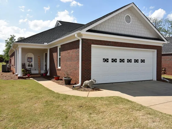 5013 Autumn Leaf Ct #A, Phenix City, AL 36867