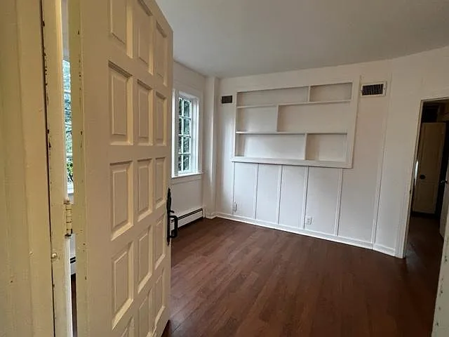 223 W Trenton Ave — Photo 4