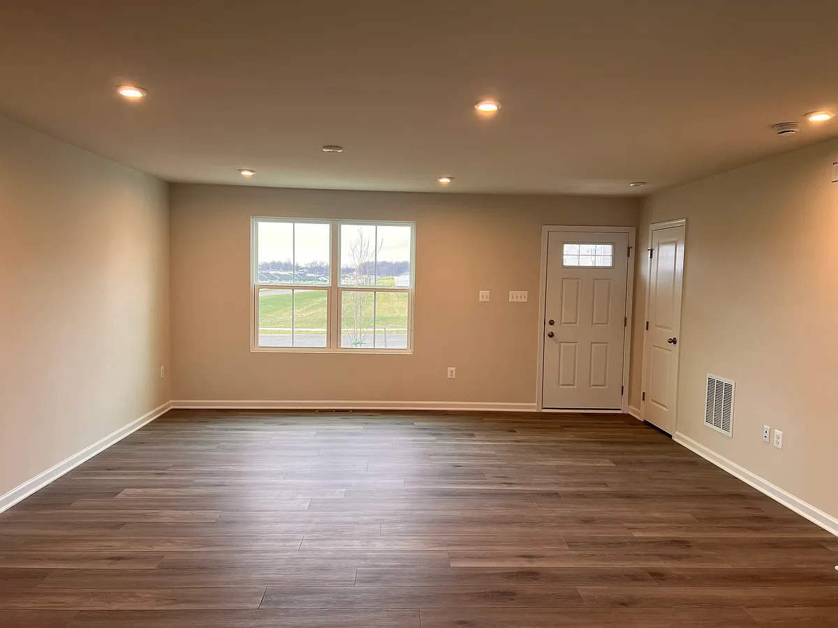 Building Photo - 801 Otero Ln