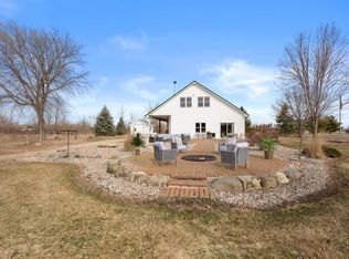 N3325 State Road 76, Hortonville, WI 54944
