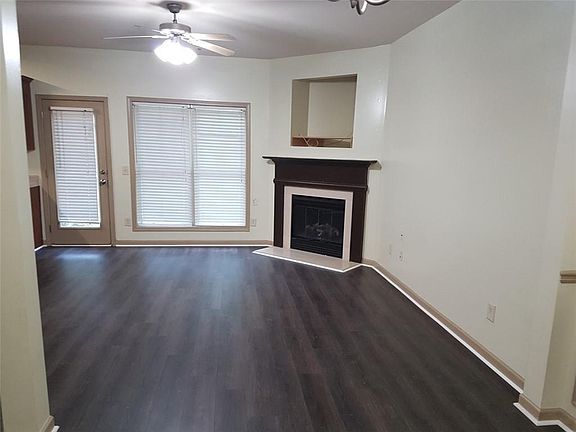 5th image of 2265 Oakland Downs Way
