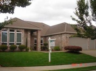 14163 SW McKinley Dr, Sherwood, OR 97140