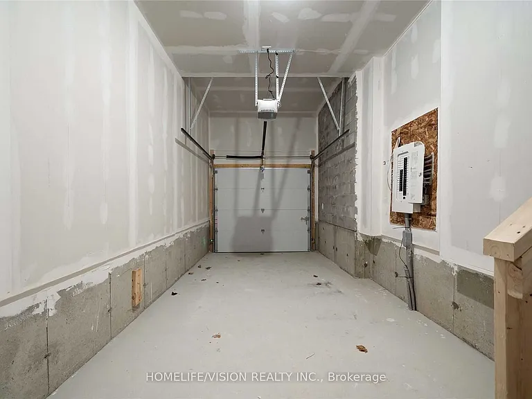 153 Gateland Dr — Photo 29
