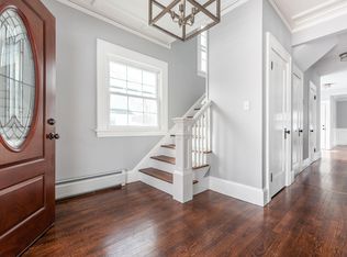 40 McKinley Ter, Pittsfield, MA 01201