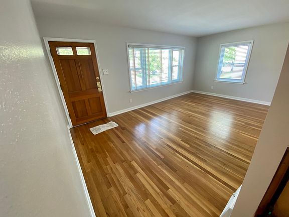 5th image of 10534 Saint Philip Ln