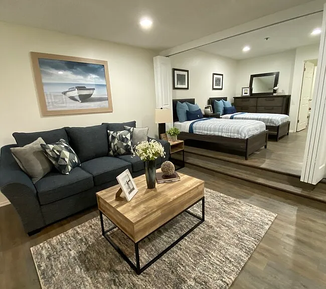 Westwood Executive House — Photo 26