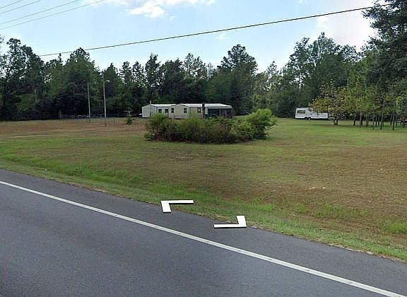 2nd image of 5651 S Highway 71