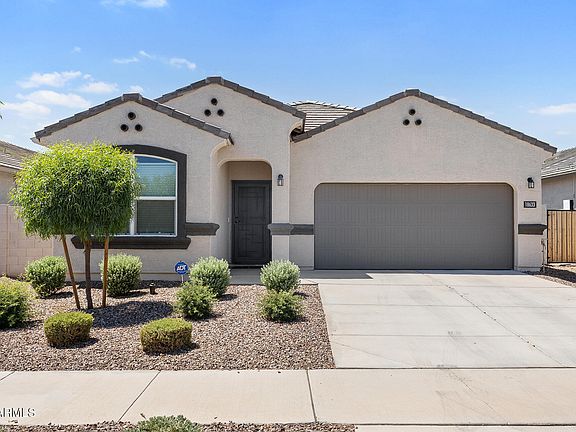2nd image of 18633 W DESERT HOLLOW Drive