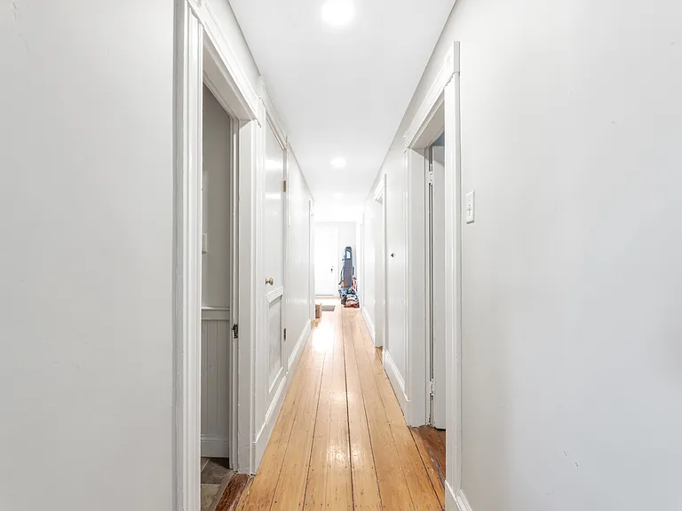 25 Edison Grn #2 — Photo 10