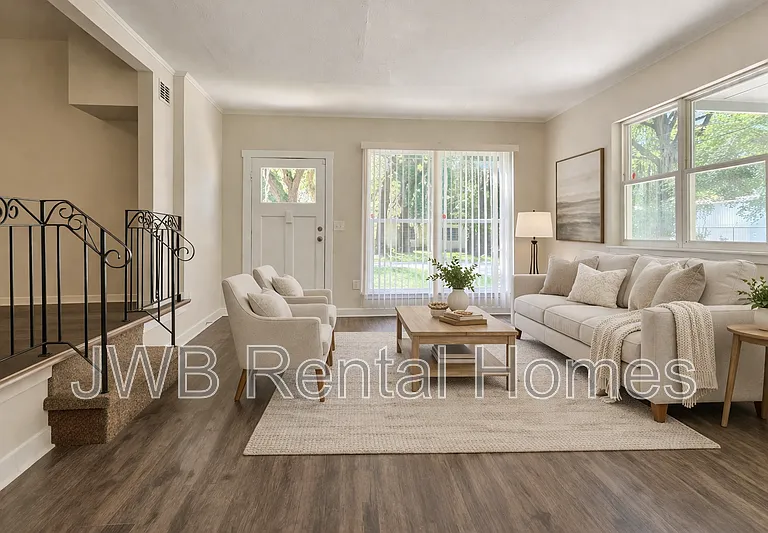 214 Santa Barbara Ave — Photo 8