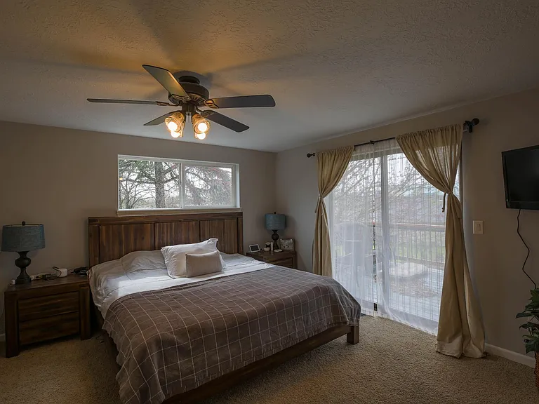 1555 SW Gilson Ct — Photo 20