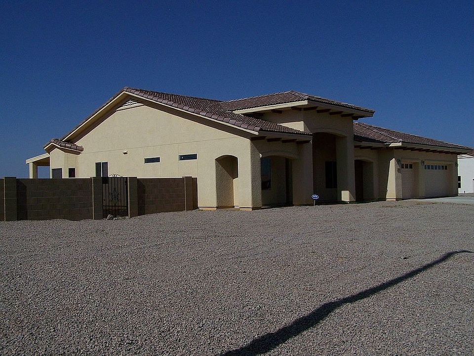 Left view corner