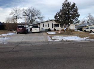 3203 Grandview Dr, Rapid City, SD 57701