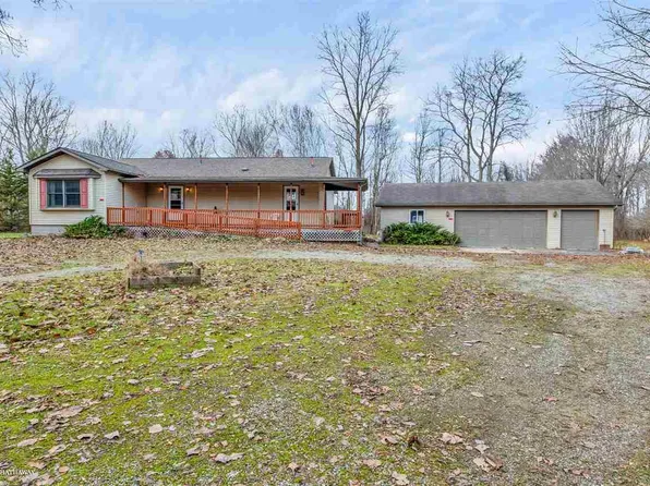 8448 Black River Rd, Jeddo, MI 48032