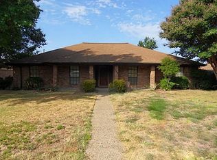 309 Rash Ln, Terrell, TX 75160