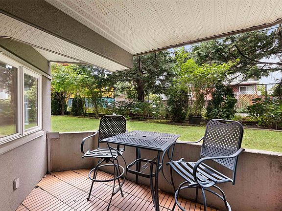 5th image of 2520 Wark St #105