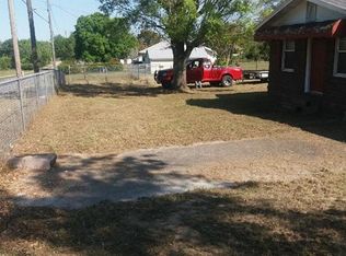 115 W 9th St, Frostproof, FL 33843