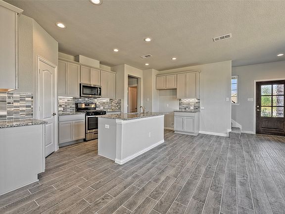 4th image of 10311 Birch Peak Dr