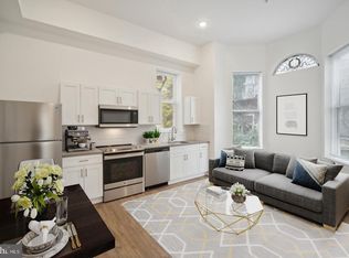 407 S 42nd St #3B, Philadelphia, PA 19104