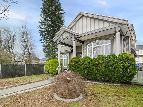 2nd image of 2898 Station Rd