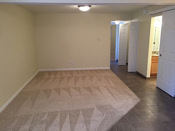 3rd image of 1407 Flint St #11