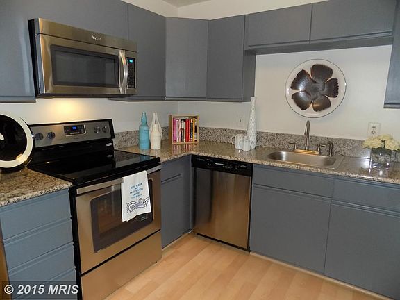 3rd image of 2814 Lee Oaks Pl APT 101