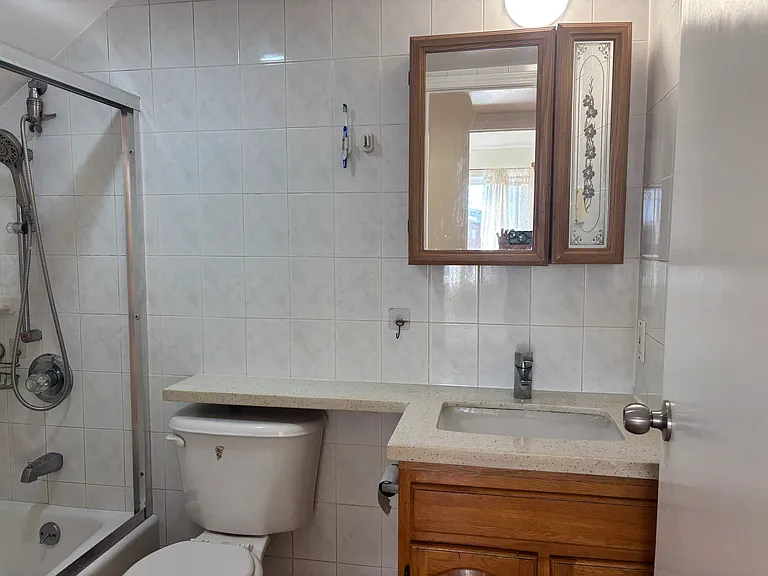 743 London St — Photo 10