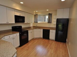 11454 Links Dr, Reston, VA 20190