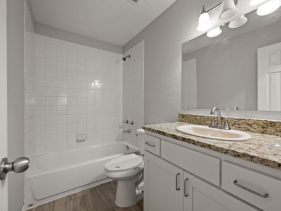 3rd image of 7704 Mary Dr
