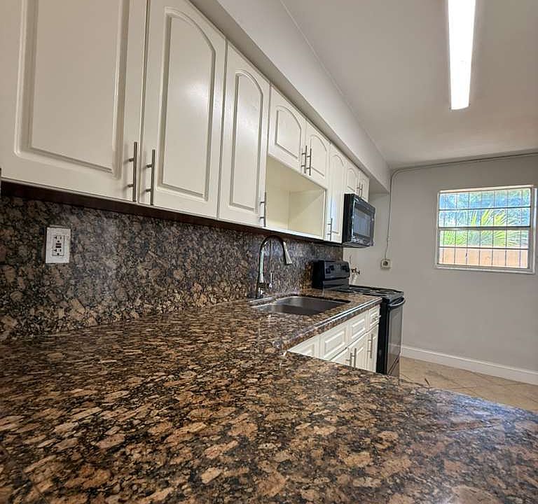 1st image of 6143 Orange Dr