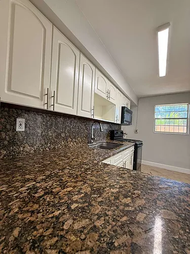 6143 Orange Dr Photo 1