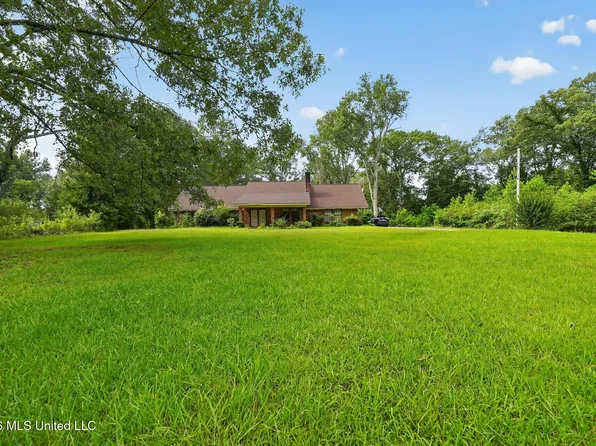 6077 N McRaven Rd, Jackson, MS 39209