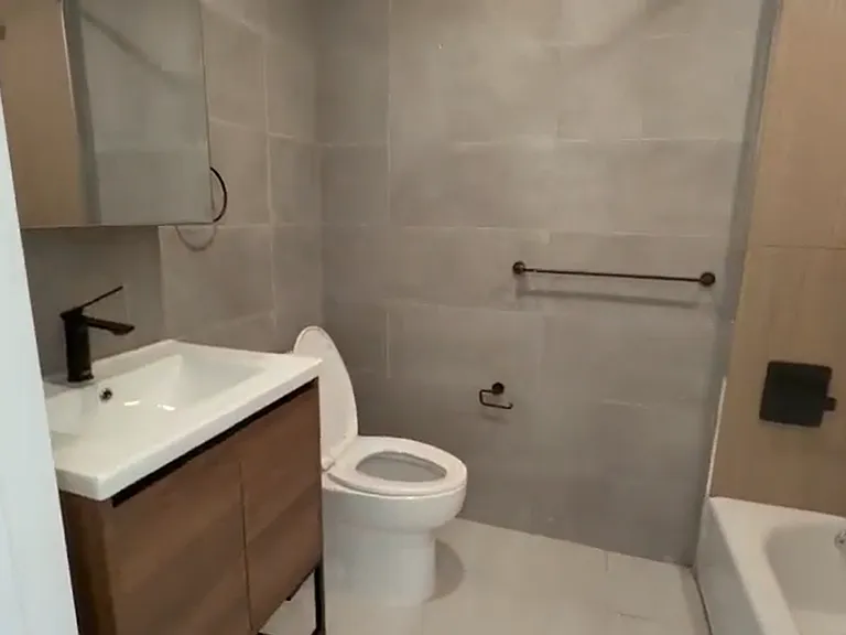 355 E 194th St #3C — Photo 5