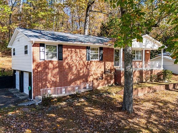 2nd image of 4620 Silverhill Dr