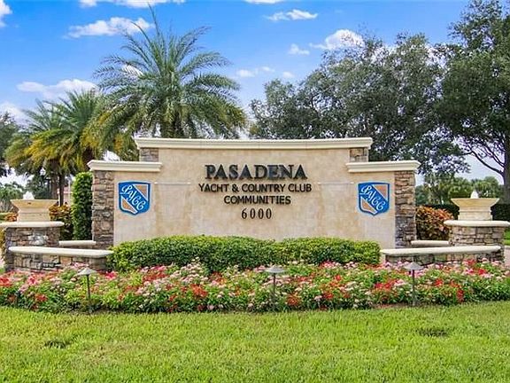 3rd image of 5950 Pelican Bay Plz S APT 1006
