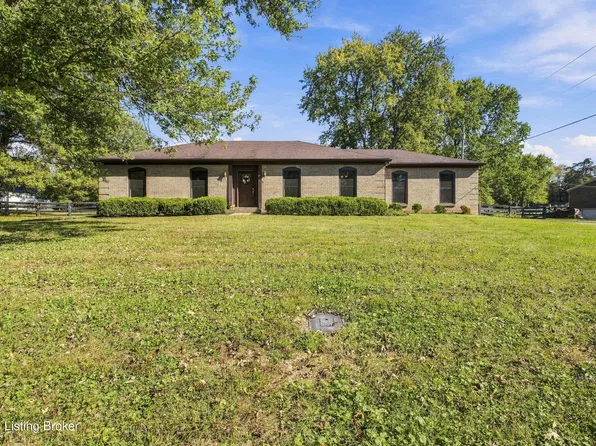 7711 Commonwealth Dr, Crestwood, KY 40014