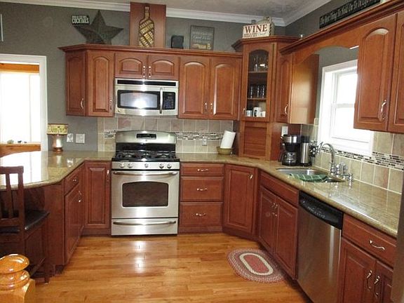 5th image of 1557 Cottonwood Dr