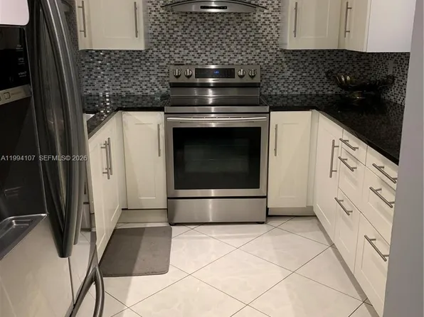 501 Three Islands Blvd APT 108, Hallandale Beach, FL 33009