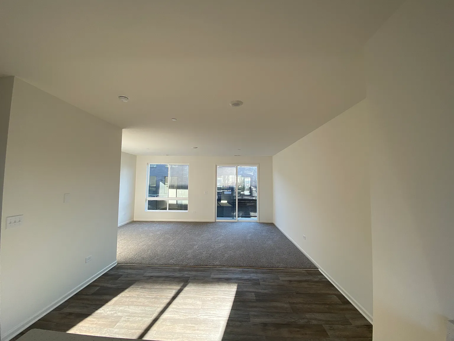 3 bed, 2.5 bath, 1732 sqft, $3,400 — Photo 4