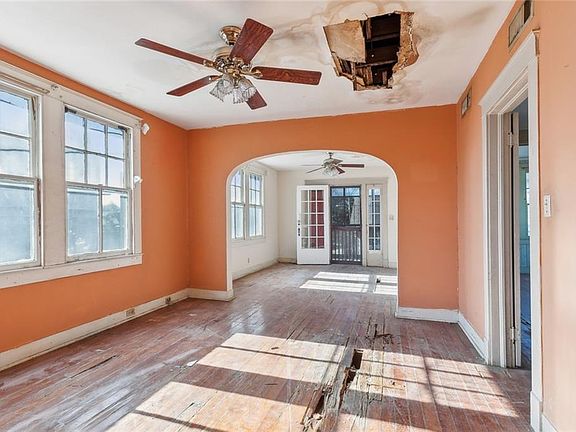 4th image of 600 N Murat St