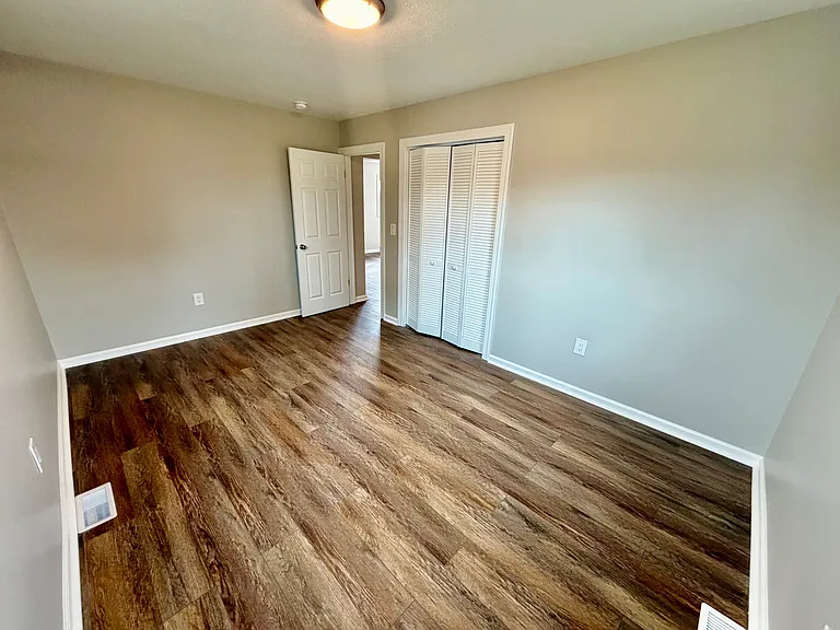 28 Amandas Way — Photo 14