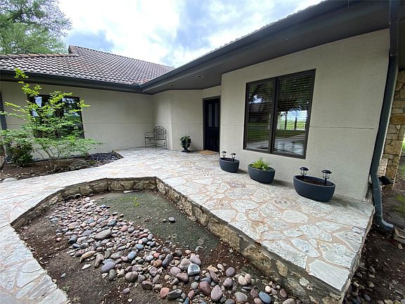 2nd image of 1927 Clubhouse Hill Dr #14