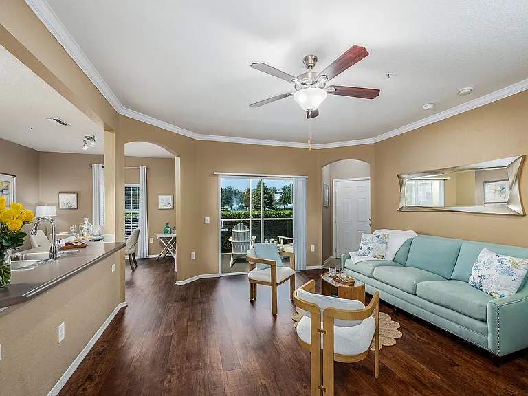 Villas at Gateway — Photo 6