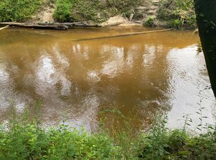 2 Firetower Rd, Columbia, MS 39429