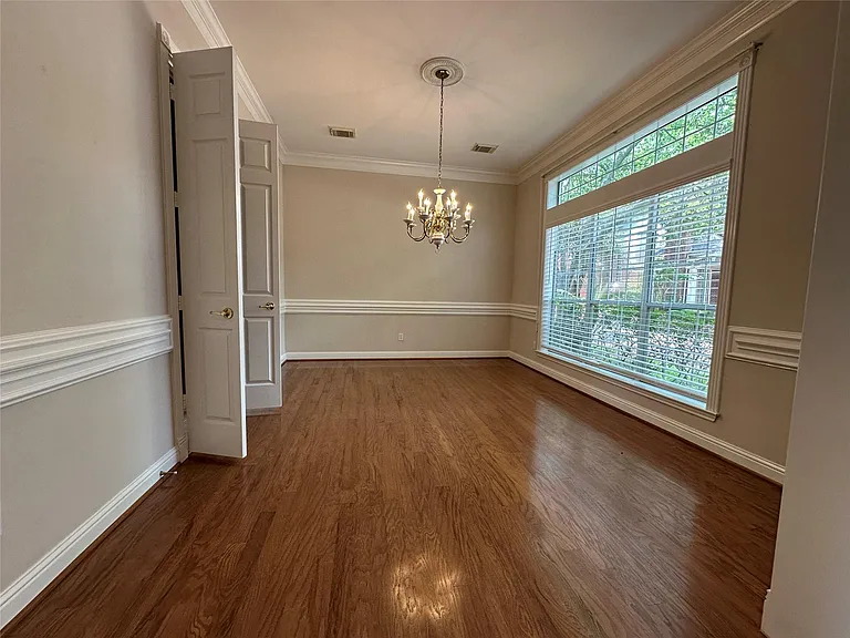 17 Ambleside Crescent Dr — Photo 12
