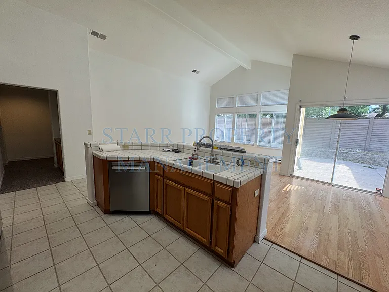 1473 Kimiyo St — Photo 8