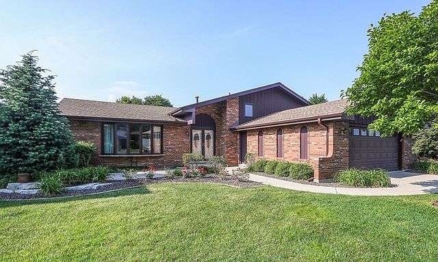 1st image of 13042 Finch Ct