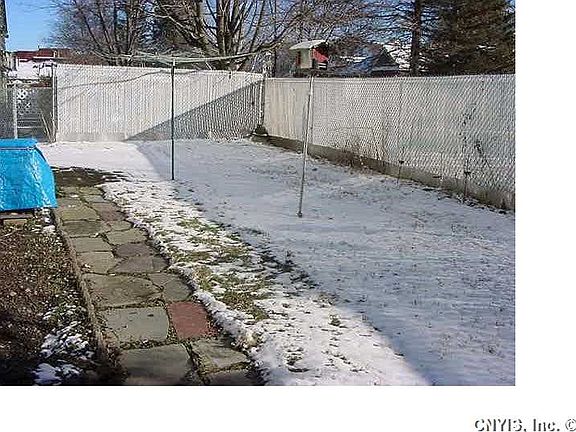 4th image of 17 Frederick Ave