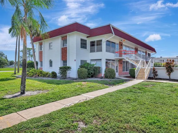 3460 32nd Ave N APT 201, Saint Petersburg, FL 33713