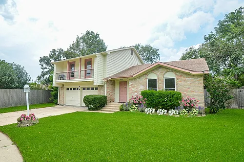 10707 Sagewind Cir Photo 1
